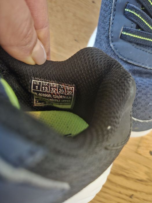 Маратонки Skechers 32