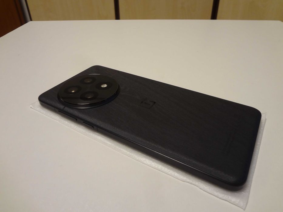 OnePlus 13 , Snapdragon 8 Elite , Baterie 100%