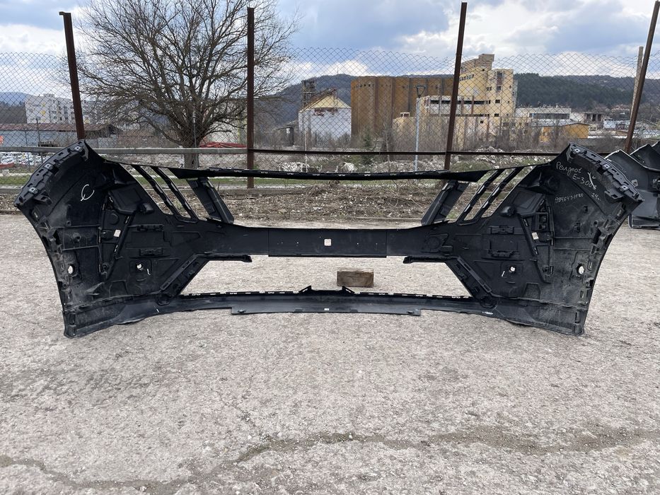 Предна броня за Peugeot 3008 Пежо 3008  2024г-