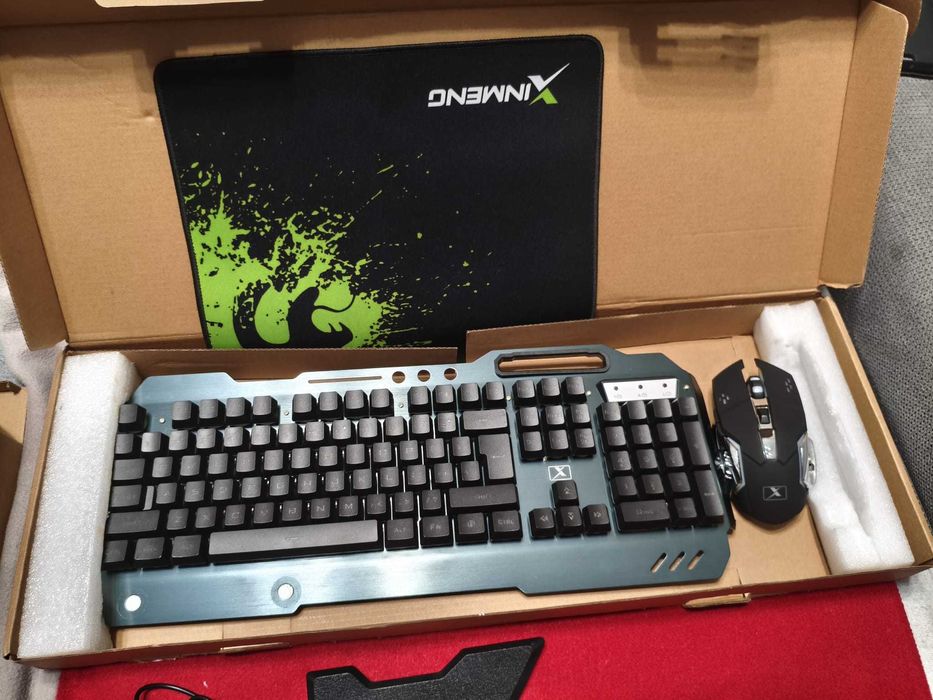 Set Tastatură Mouse GamingMouse pad Wireless,Backlit, Rezistent la Apă