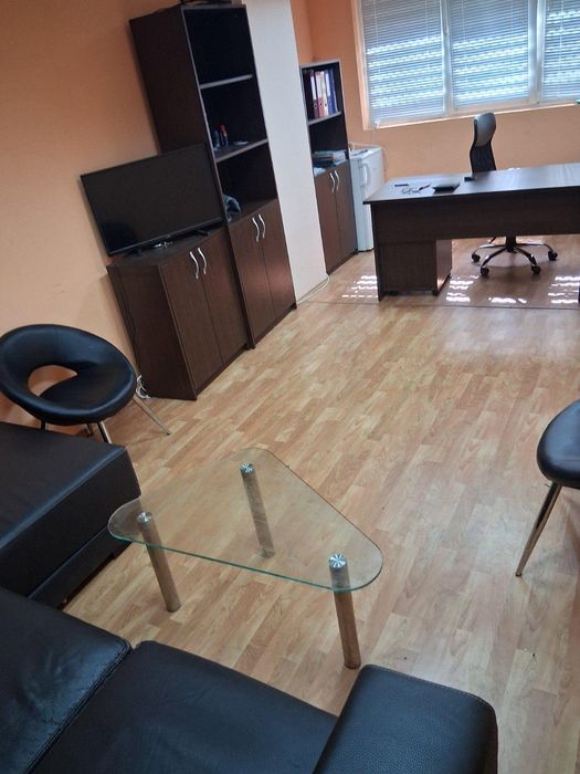 Продава се Четиристаен апартамент в София, Дружба 2 - 130 кв.м за 863 €/кв.м - Снимка #1