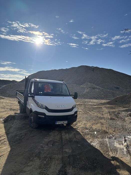 Nisip ,piatră naturală/concasată, piatră pentru drenaj ,pamant vegetal
