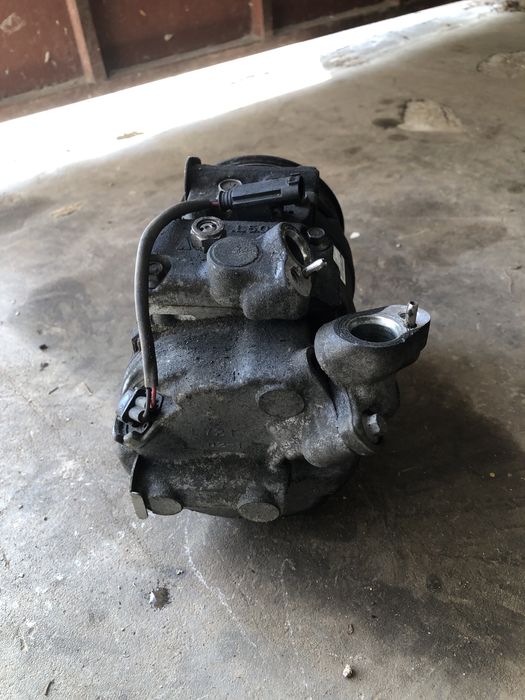 Климатичен компресор BMW N52B30 258hp e63,e60,е90,330i,530i630i Н52Б30