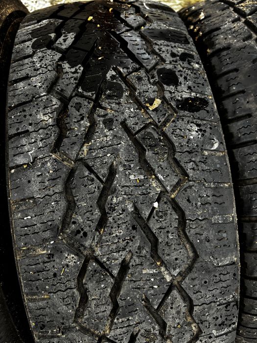 Бусови гуми 4 броя