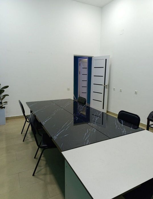 Под офис вблизи метро М.Улугбек