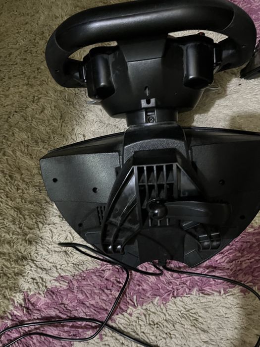 Волан и педали -Ferarri