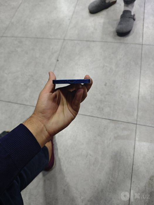 iphone 12 sotiladi