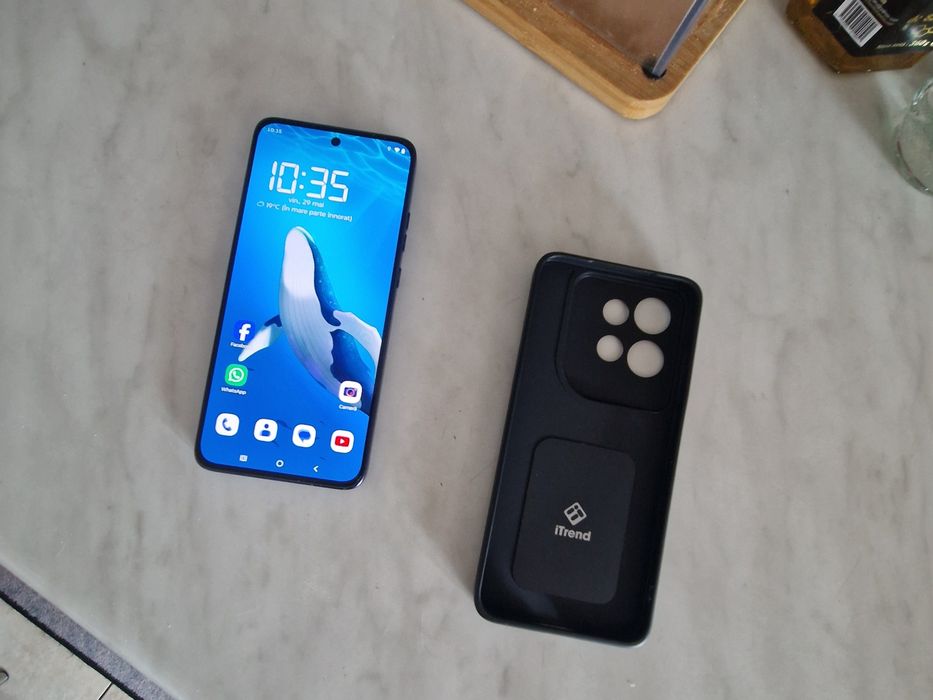 Vand Motorola EDGE 50 Neo (12GB de RAM) impecabil