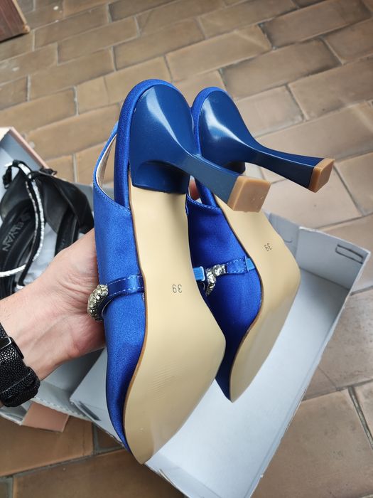 Обувки с ток, Ulusoy