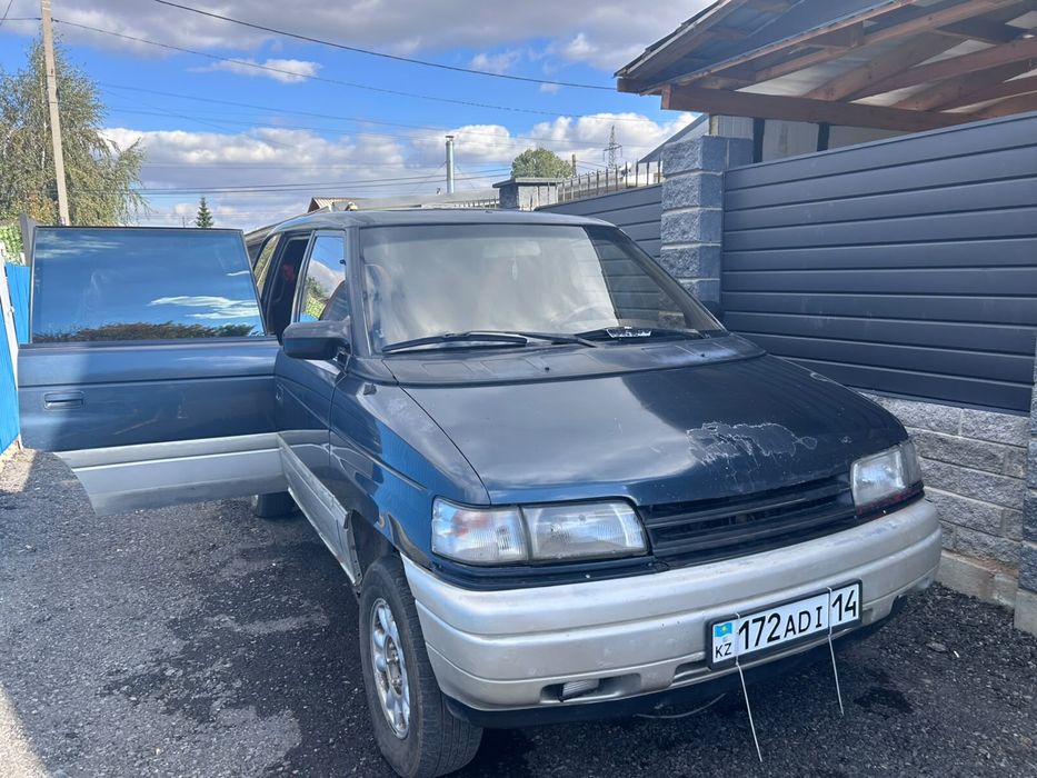 Продам мазду на полном ходу автомат.