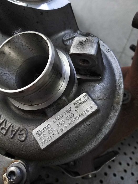 Turbina 1.6 tdi vw golf 6 5k 7755171s 03l253016t
