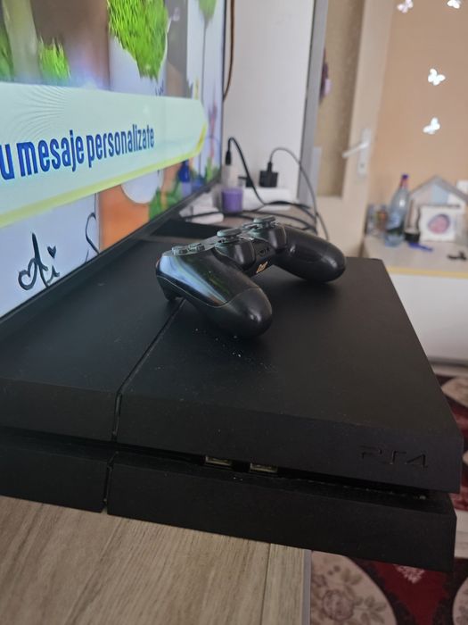 Playstation 4  In stare foarte bună  FC25