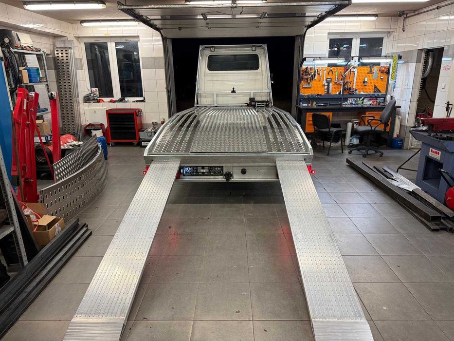 Vand Mercedes Sprinter 516 CDI EURO 6 cu platforma noua