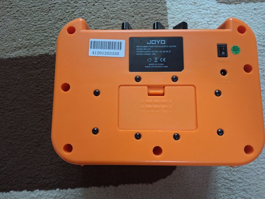 Комбоусилитель для гитары