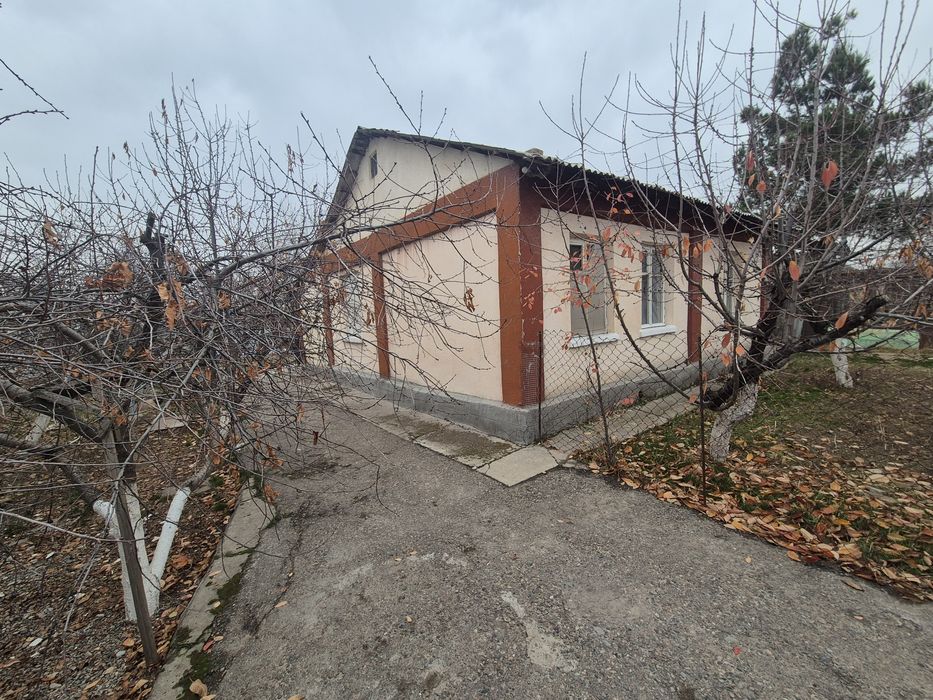 Продаётся Участок 8.8 соток п.Янгибазар