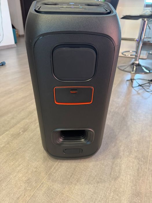 Vand 2 boxe jbl partybox 120