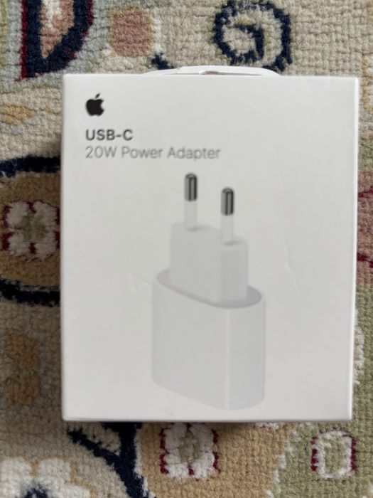 Адаптер айфона оргигинал не открытый