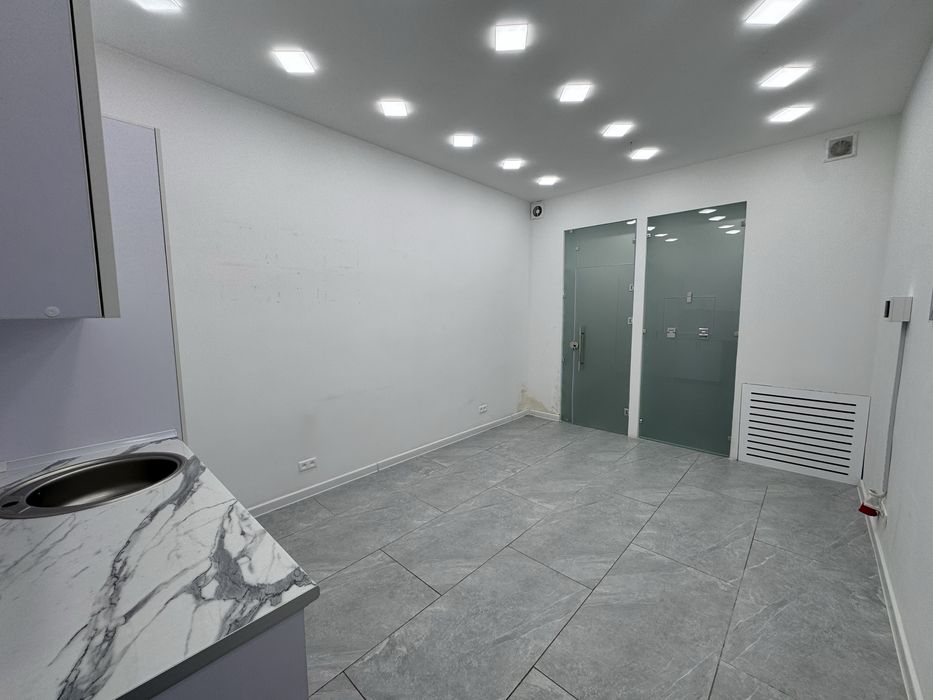 Яккасарай | Ракат - Продается нежилое помещение вдоль дороги 66м2