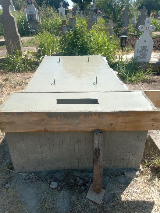 Executam la comanda bolți și cavouri