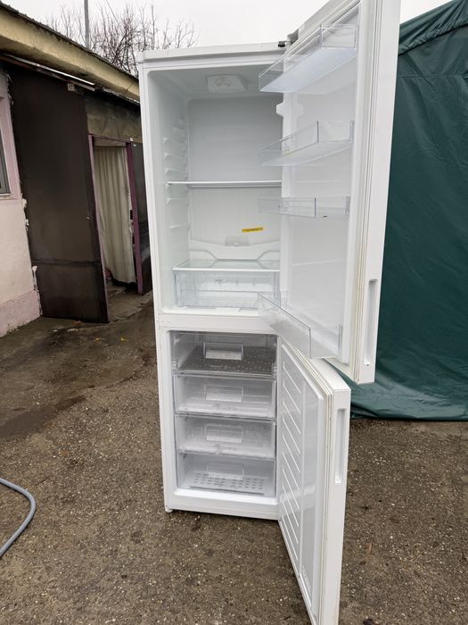 Vand frigider in stare buna de functionare