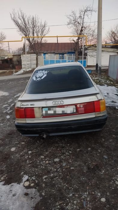 Продаю машину Ауди 80 б3