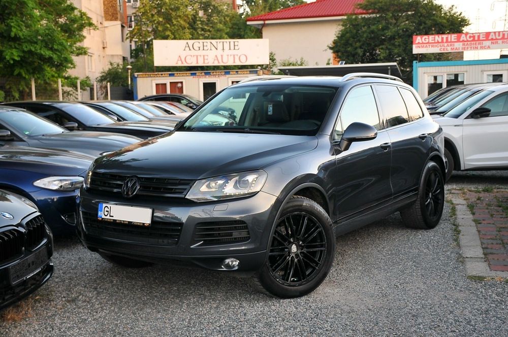 Volkswagen Touareg panorama,navi,led,automatik