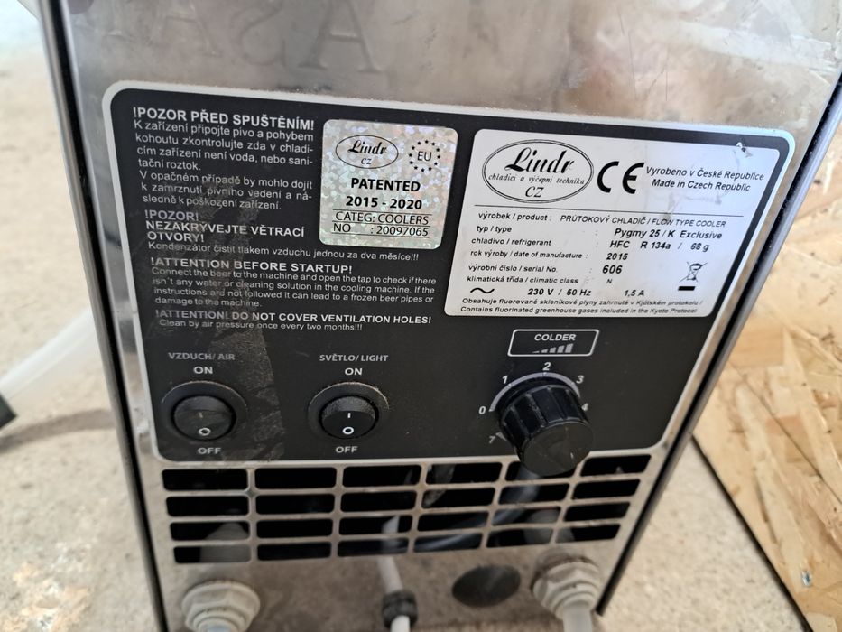 Dozator LINDR  bere vin limonadă etc