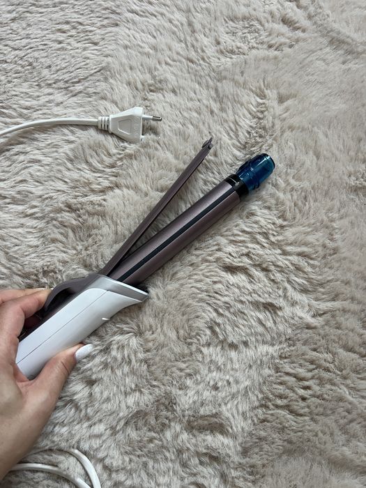 Ondulator Rowenta Premium Care cu abur