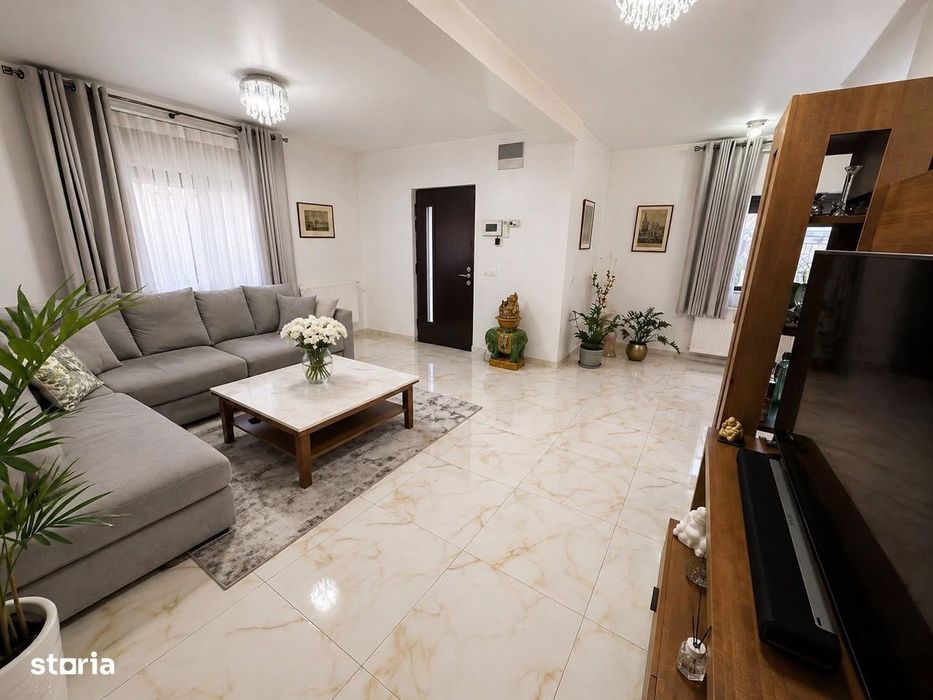 DE VANZARE  Casa P+1+M  220 mp utili  Navodari  Str Muzicii