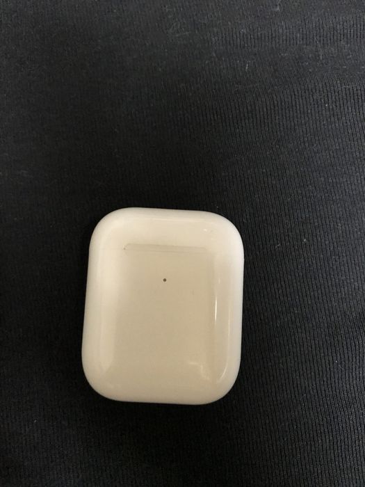 Airpods 1 поколения