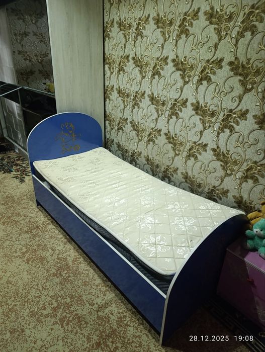 Срочно Продаётся детский кровать