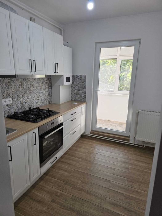 Vand apartament 2 camere decomandate