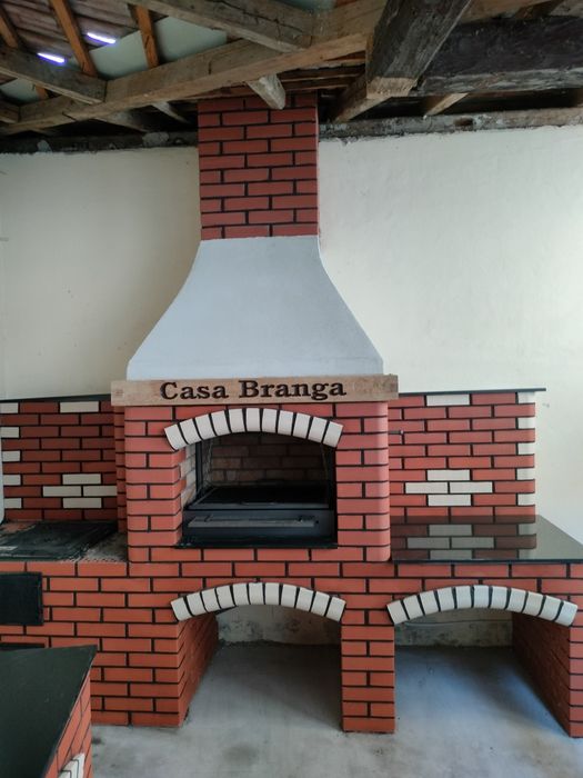 Gratare zidite de gradină si șeminee!