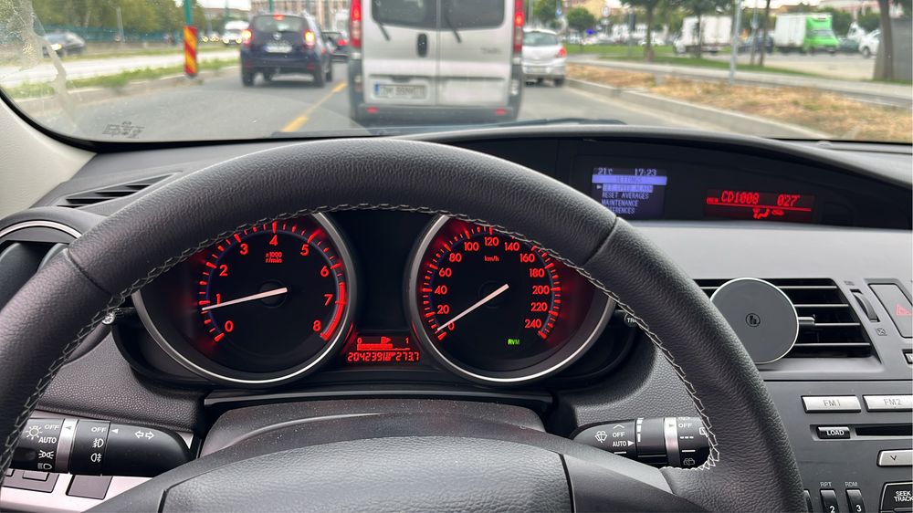 MAZDA 3 2010 — imagine 4