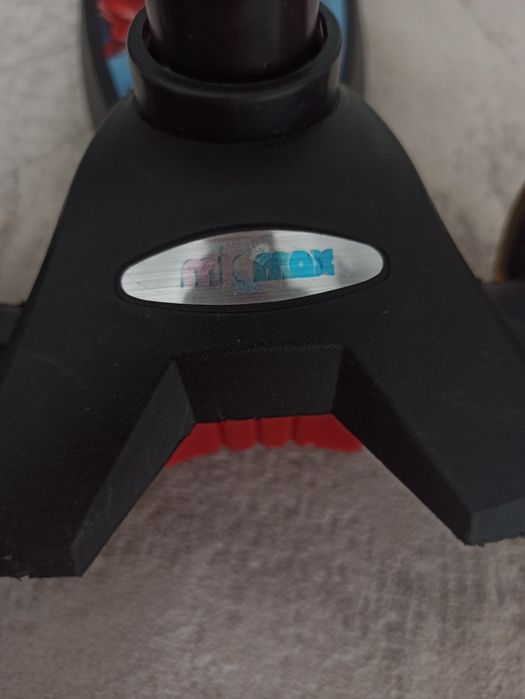 Самокат детский с наклоном поворота