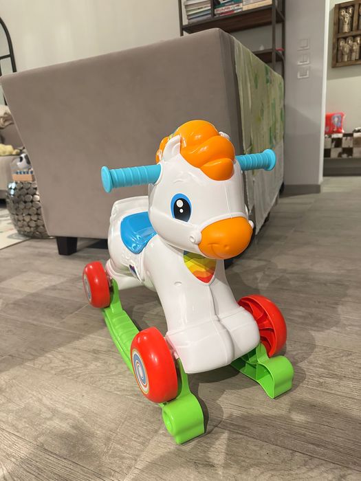 Играчка кон / люлеещ се кон за деца/ детски кон