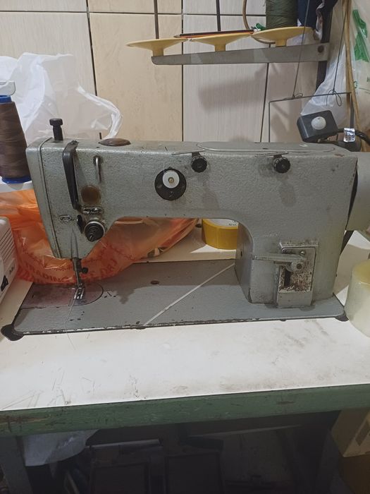 Оверлок,швеиная машинка жаноме