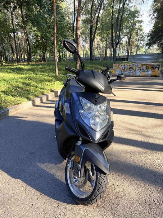 Скутер Racer stells