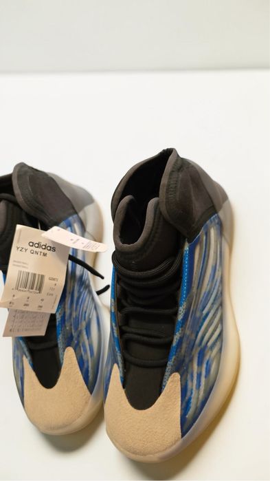 Adidas Yeezy Quantum