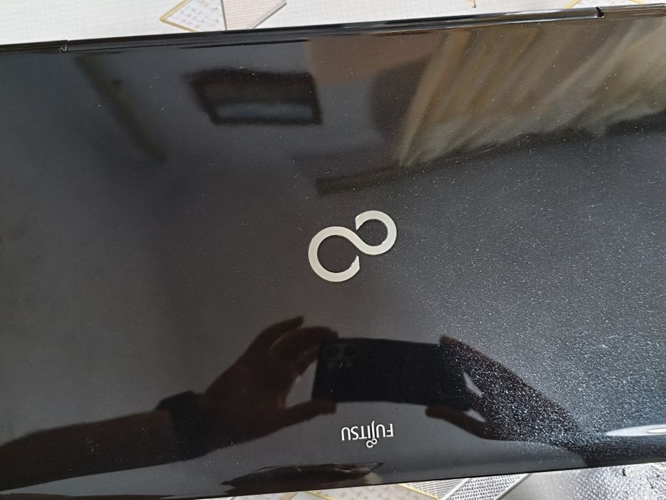 Ноутбук fujitsu. На разбор, донор.