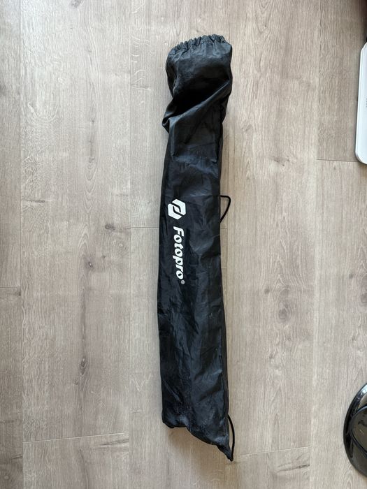Продам штатив FotoPro