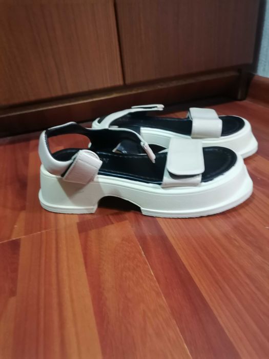 Новые сандали женские