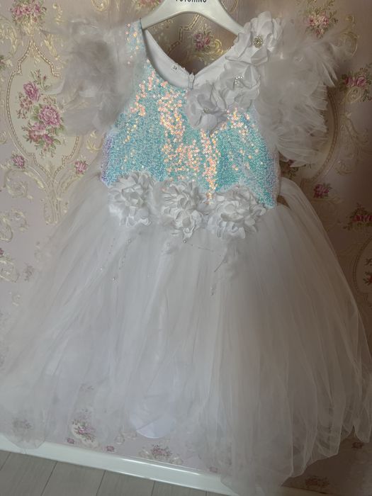 Бальное платье для девочек