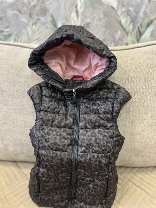 Продам пакет верхней одежды для девочки