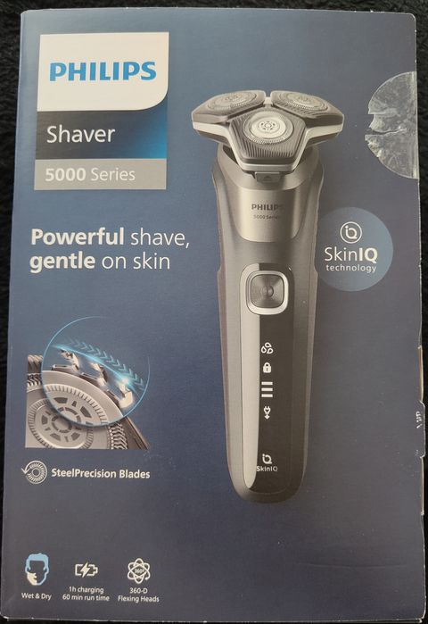 Vând aparat de ras Philips S5000