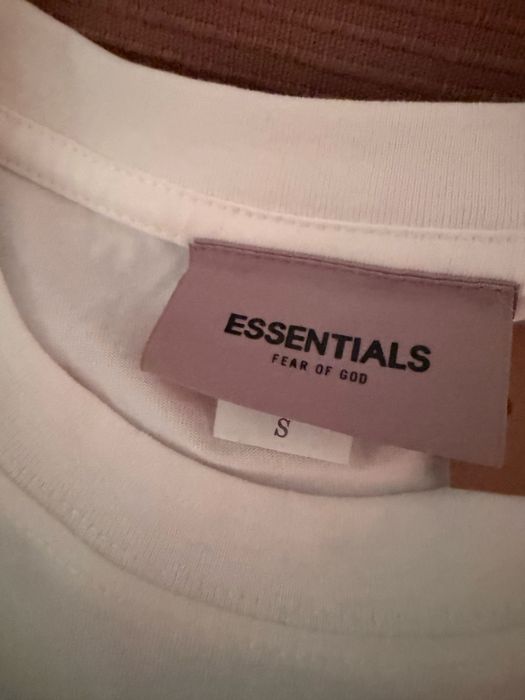 Compleu Essentials