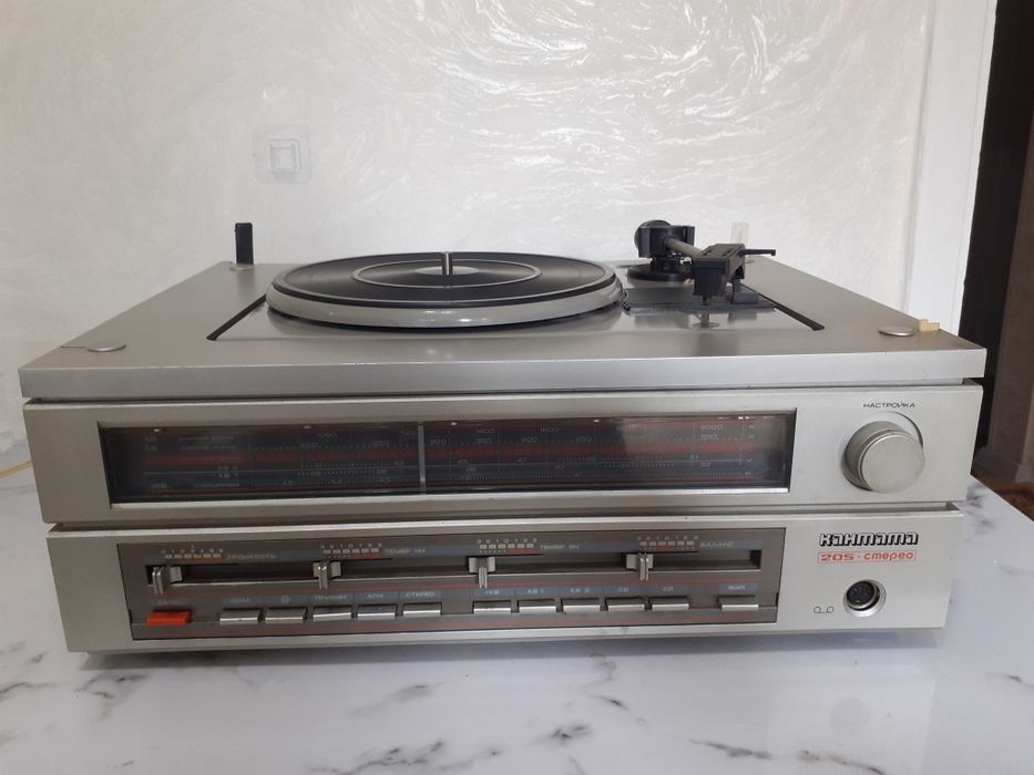 Продам Проигрыватель ретро