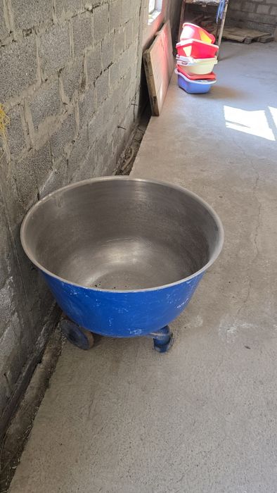 Qurt махсулотларини ишлаб чикариш аппаратлари комплекс хаммаси сотилад