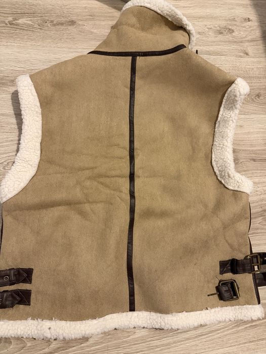 Дамски стилeн кафяв елек