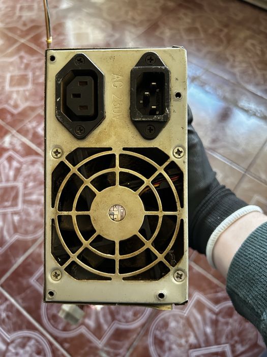 Компютърно захранване APX-400